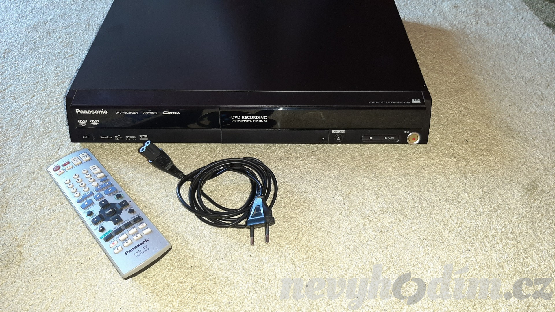 Panasonic DMRES10 DVDRecorder Online inzerce zdarma, prodávej