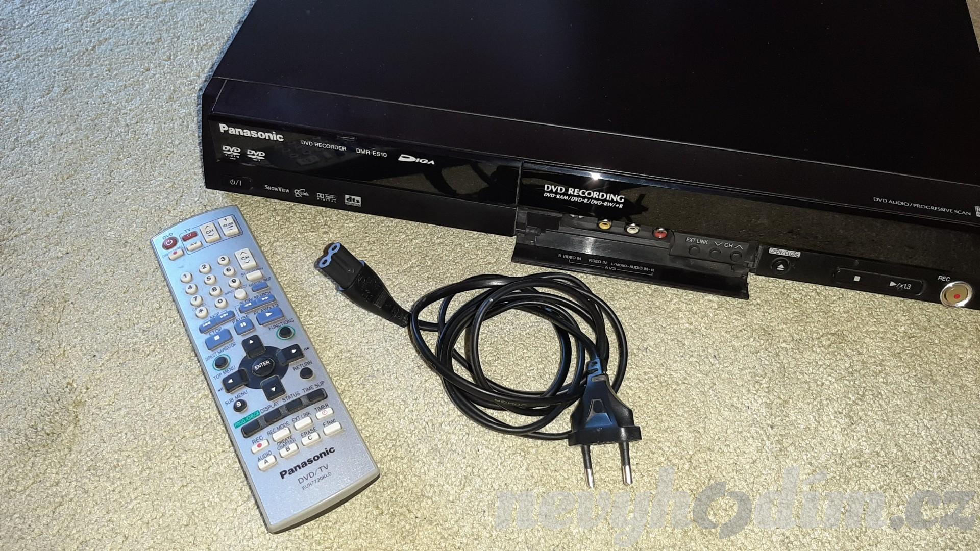 Panasonic DMRES10 DVDRecorder Online inzerce zdarma, prodávej