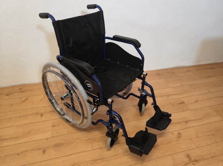Mechanický invalidní vozík - nový