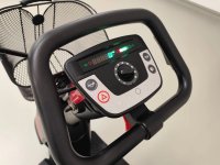 Elektrický tříkolový skútr pro seniory